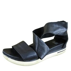 Eileen Fisher Women Sport Crisscross Strappy Black Leather 7.5 Medium  Used 2025